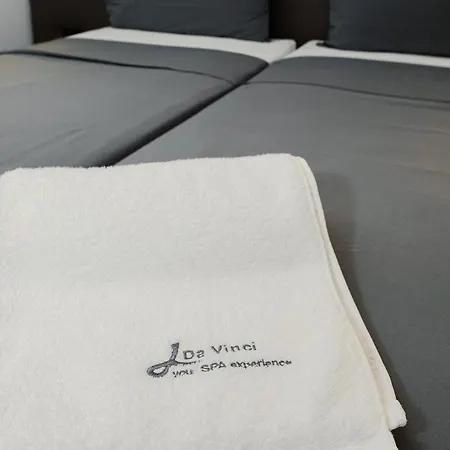 Leonardo Da Vinci Wellness Szálloda Bibione