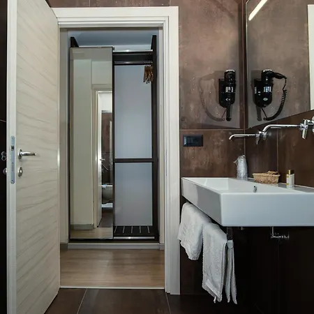 Leonardo Da Vinci Wellness Отель