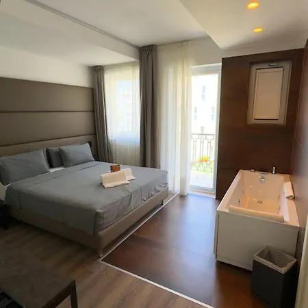 Leonardo Da Vinci Wellness Szálloda Bibione